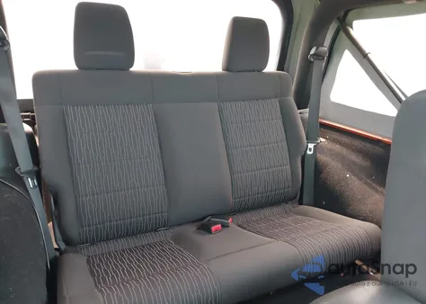 2011 Jeep Wrangler Sport z USA, uszkodzony, nr VIN 1J4AA2D12BL559626